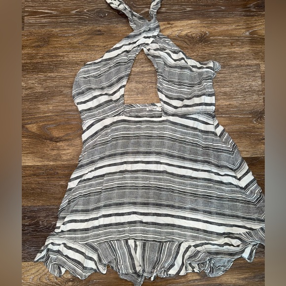 Black & white Striped Halter criss cross neck dress - Picture 1 of 2